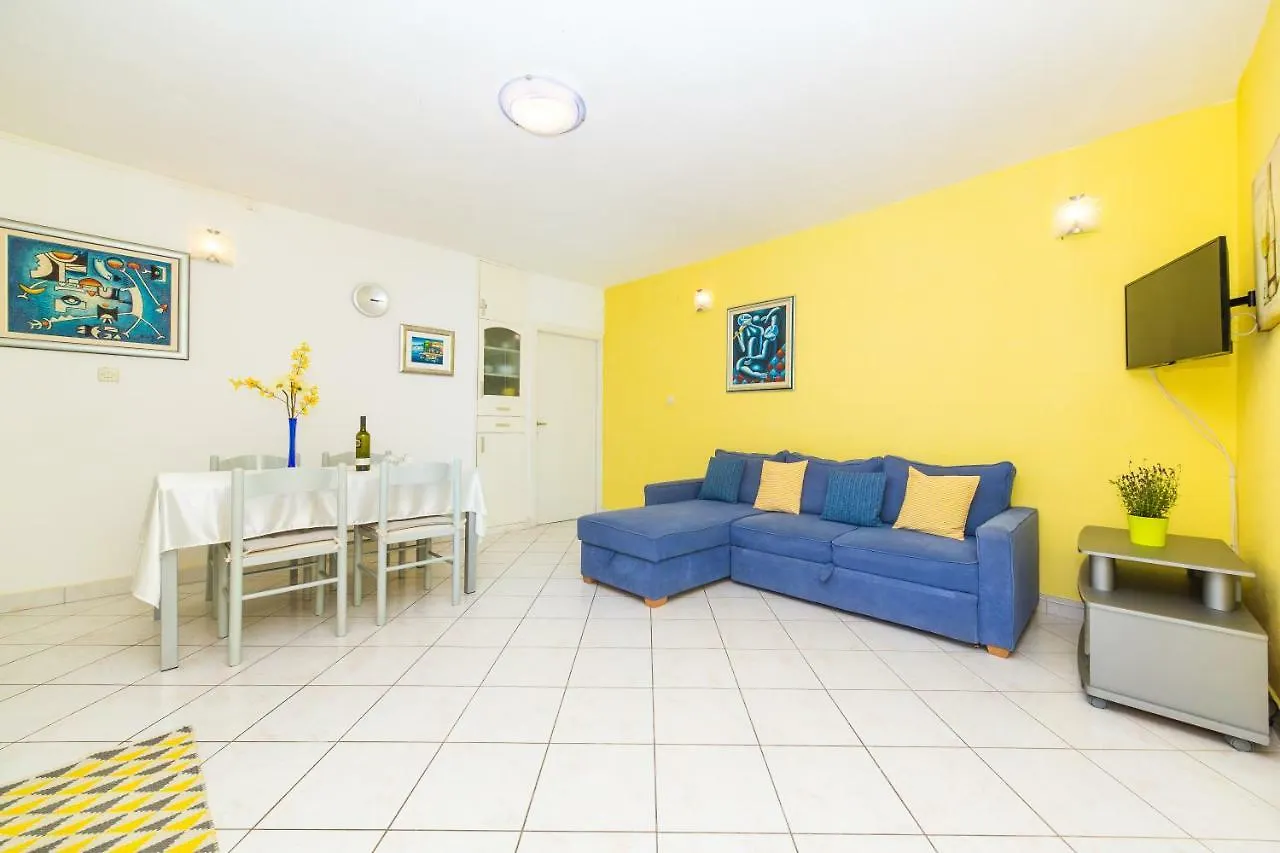 Villa Prelesnik Trogir Lejlighed